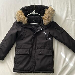 Boys black hooded winter coat - Size 8